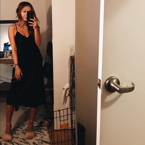 Tony Bianco Avery Nude heels 6.5 - Picture 5 of 7